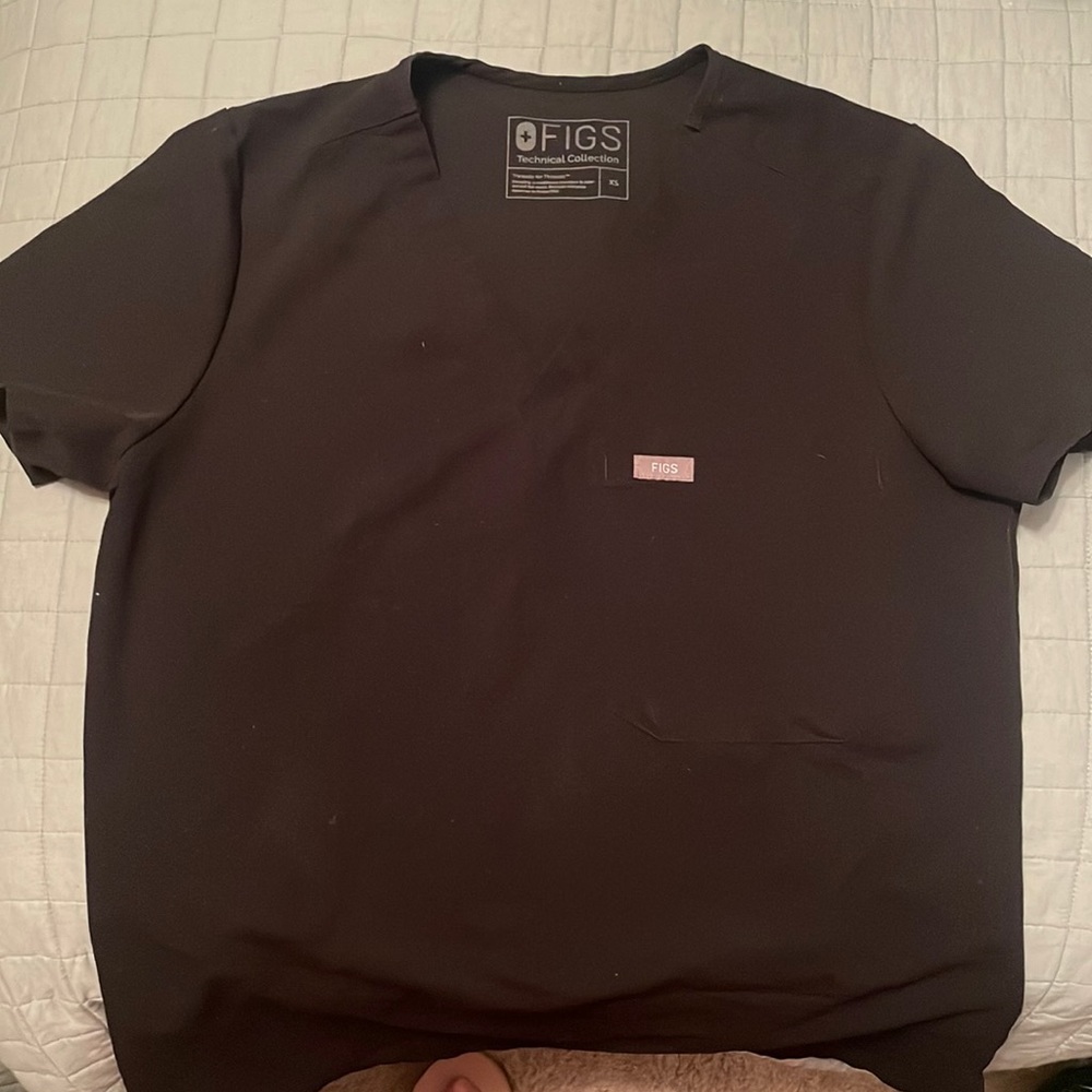 Black Figs Catarina™ One-Pocket Scrub Top- XS